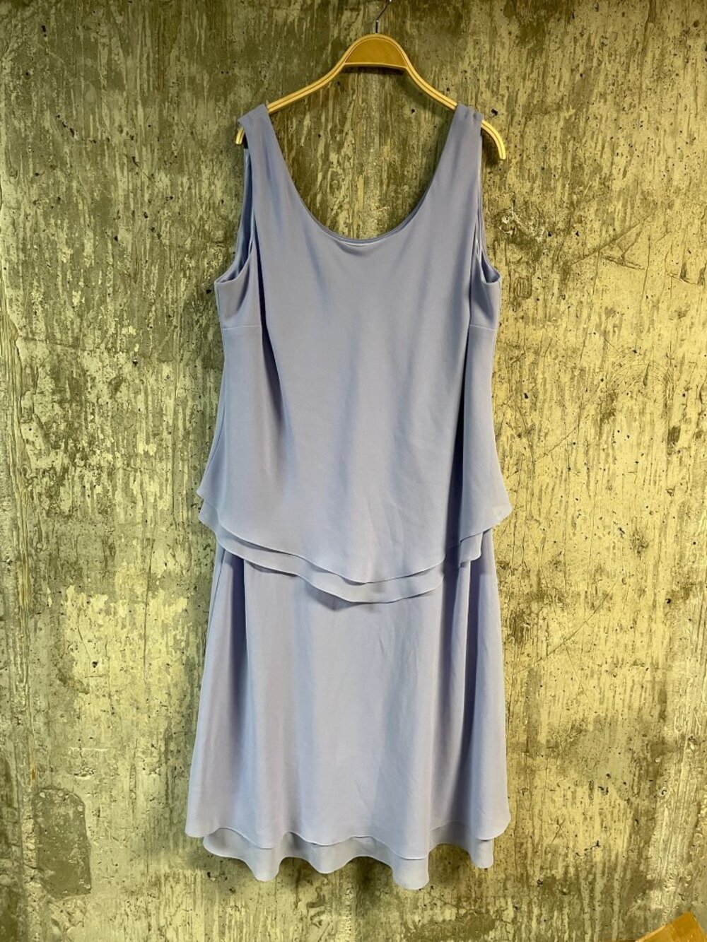 CATTIVA Women's Layered Sleeveless Chiffon Shift Dress Size 22W
